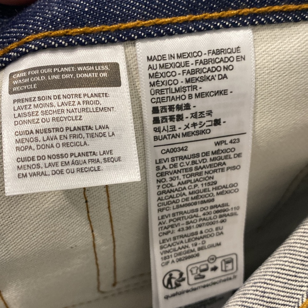 NWT SELVEDGE LEVI'S® 501® ORIGINAL SHRINK-TO-FIT™ JEANS |Size 35/36 - Picture 12 of 16